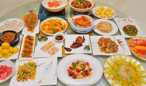 中国菜​Chinese Dishes英语作文